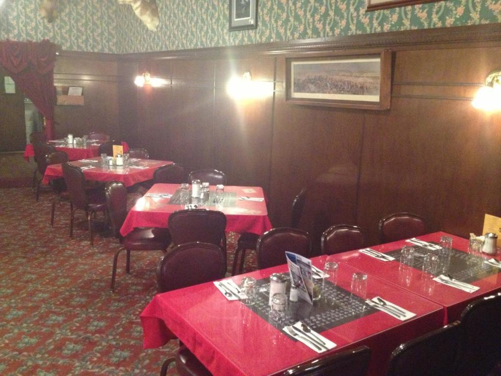 Irma Hotel Коди Экстерьер фото